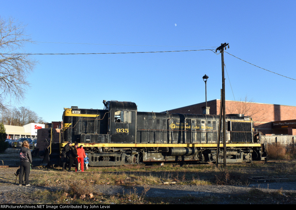 NY & GL Alco on Display